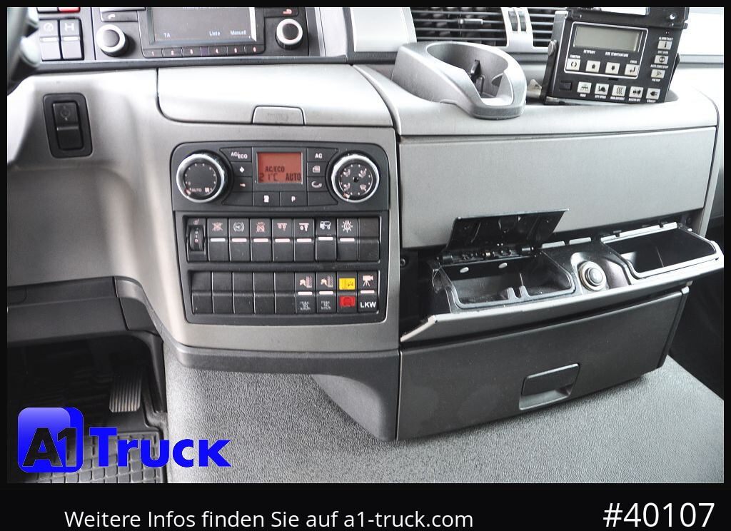 MAN TGS 26.360, Carrier 1150 Rolltor+ LBW, Lift - Kravas automašīna refrižerators: foto 4 MAN TGS 26.360, Carrier 1150 Rolltor+ LBW, Lift - Kravas automašīna refrižerators: foto 4