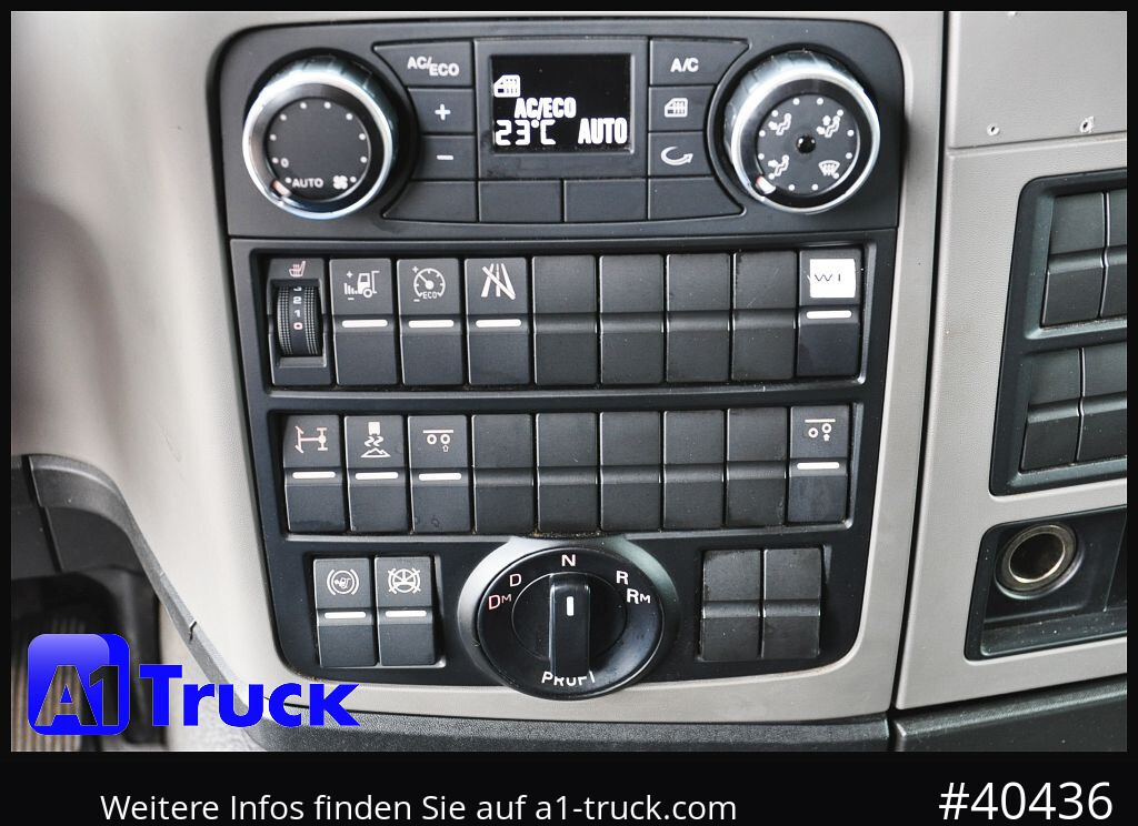 MAN TGS 26.420 Steering Axle, Intarder Stapler Lenkachse, - Konteineru vedējs/ Kravas automašīna ar noņemamā virsbūve: foto 3 MAN TGS 26.420 Steering Axle, Intarder Stapler Lenkachse, - Konteineru vedējs/ Kravas automašīna ar noņemamā virsbūve: foto 3