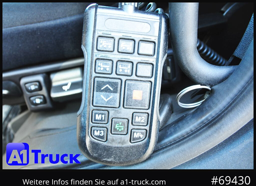 Kravas automašīna dzērienu pārvadāšanai SCANIA P 320 P 6x2,, Getränke, Lenkachse, LBW: Dhollandia DHLM 30: foto 7