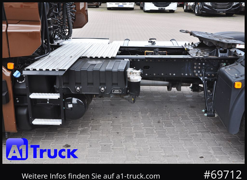MAN TGX 18,480 BLS Intarder Standkima, Soundsystem - Vilcējs: foto 2 MAN TGX 18,480 BLS Intarder Standkima, Soundsystem - Vilcējs: foto 2