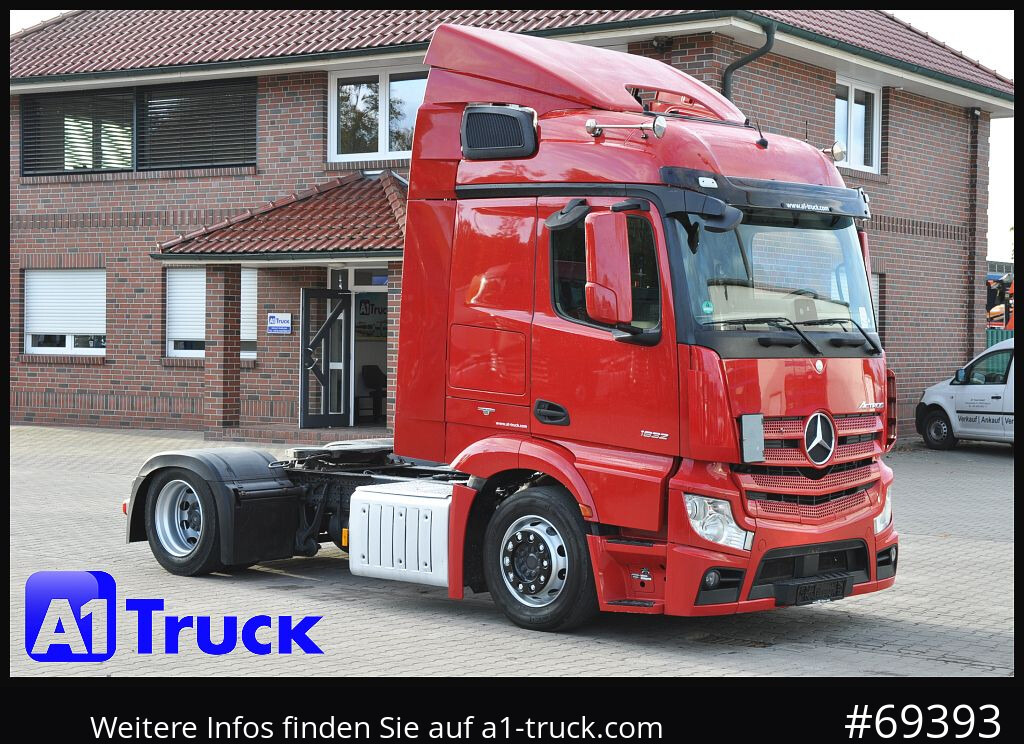 MERCEDES-BENZ Actros 1832, Lowliner, 1 Vorbesitzer - Vilcējs: foto 1 MERCEDES-BENZ Actros 1832, Lowliner, 1 Vorbesitzer - Vilcējs: foto 1