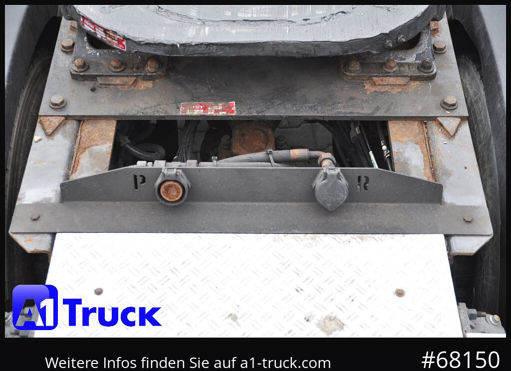 VOLVO FH16, 600, 6x4, Schwerlast,120t.Standklima, Hydraulik, - Vilcējs: foto 3 VOLVO FH16, 600, 6x4, Schwerlast,120t.Standklima, Hydraulik, - Vilcējs: foto 3