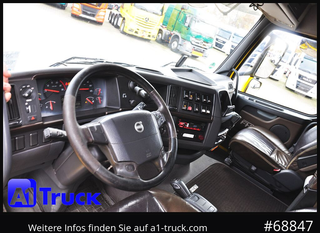 VOLVO FH16, 750, 8x4,Schwerlast 180to, 8x4, Hydraulik, Top Zustand - Vilcējs: foto 3 VOLVO FH16, 750, 8x4,Schwerlast 180to, 8x4, Hydraulik, Top Zustand - Vilcējs: foto 3