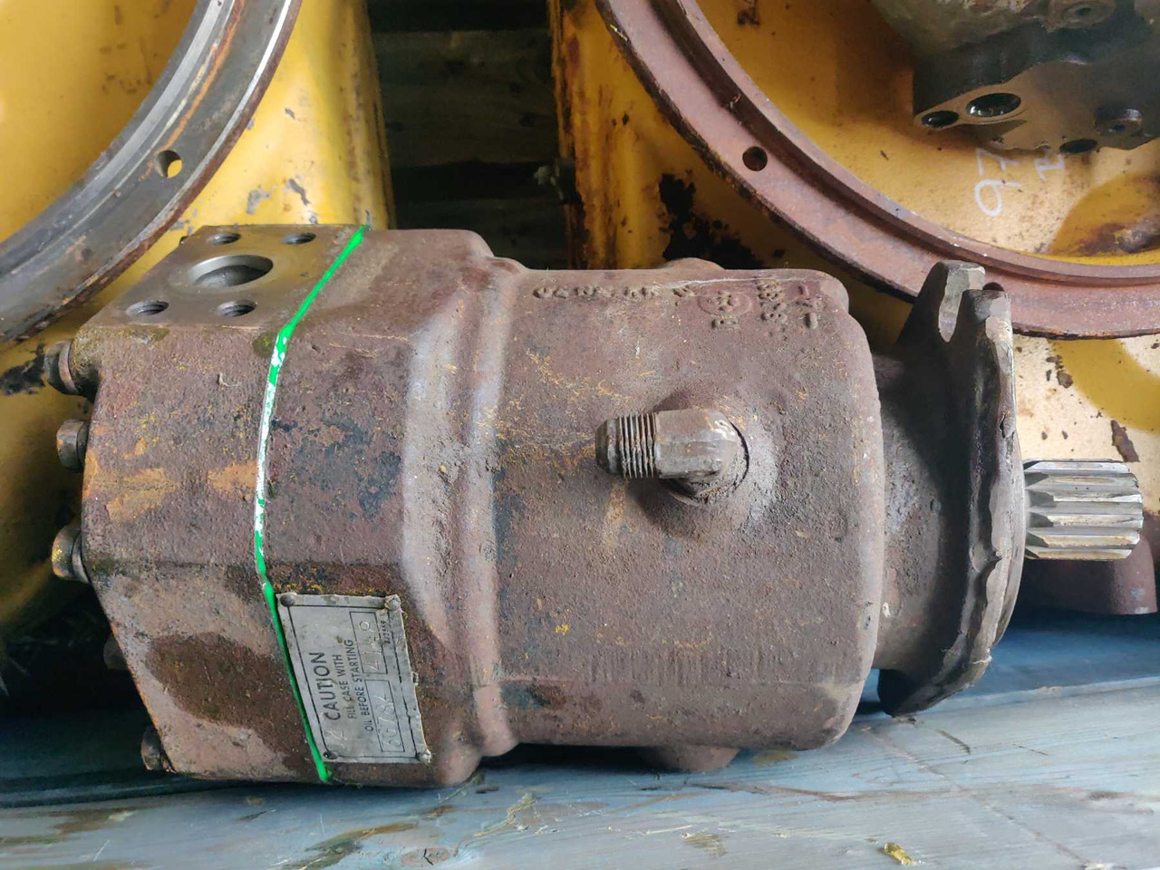 Caterpillar 225 MOTORE IDRAULICO ROTAZIONE - Hidrauliskais motors - Celtniecības tehnika: foto 1 Caterpillar 225 MOTORE IDRAULICO ROTAZIONE - Hidrauliskais motors - Celtniecības tehnika: foto 1