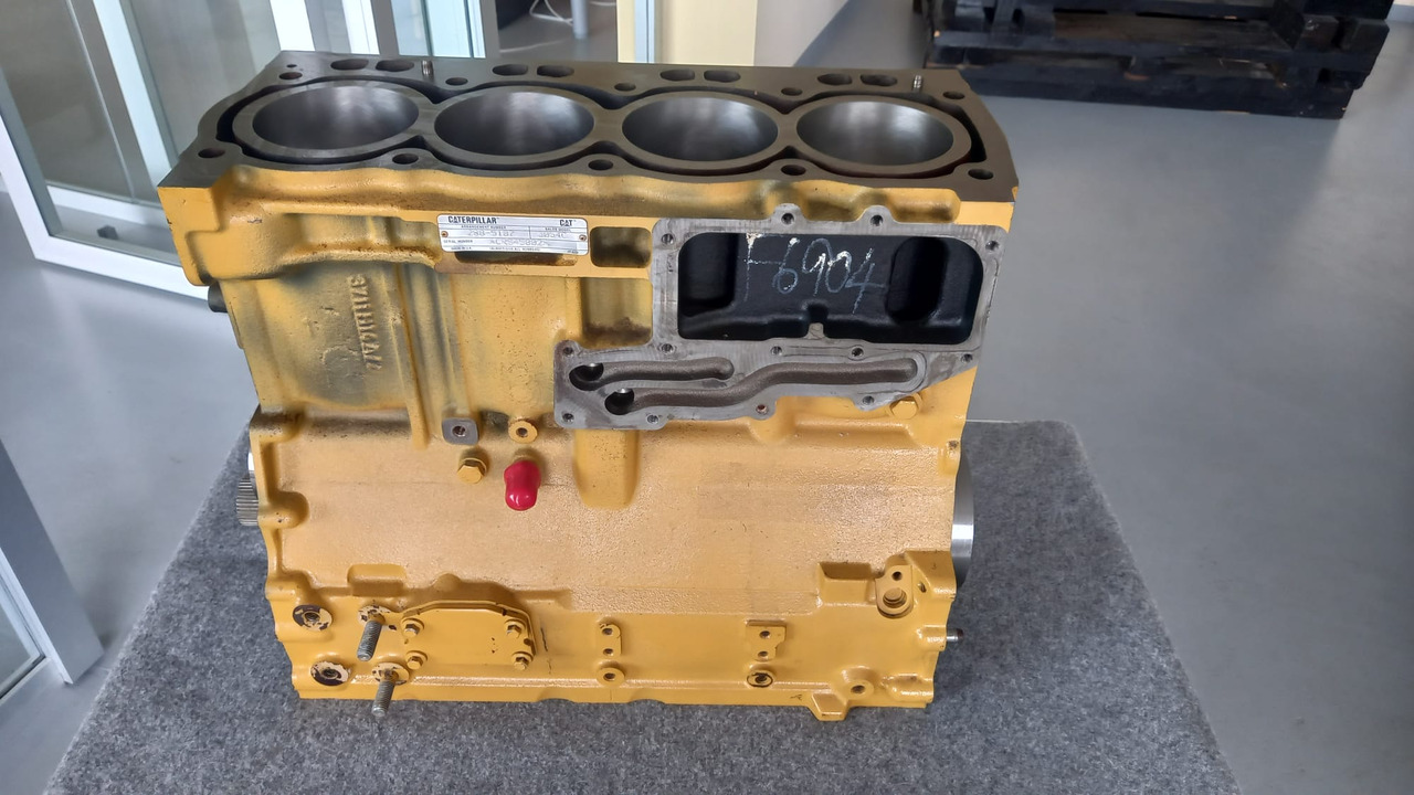 Caterpillar 3054C Short Block revisionato per CAT 3054C e C4.4 - Cilindru bloks - Celtniecības tehnika: foto 1 Caterpillar 3054C Short Block revisionato per CAT 3054C e C4.4 - Cilindru bloks - Celtniecības tehnika: foto 1