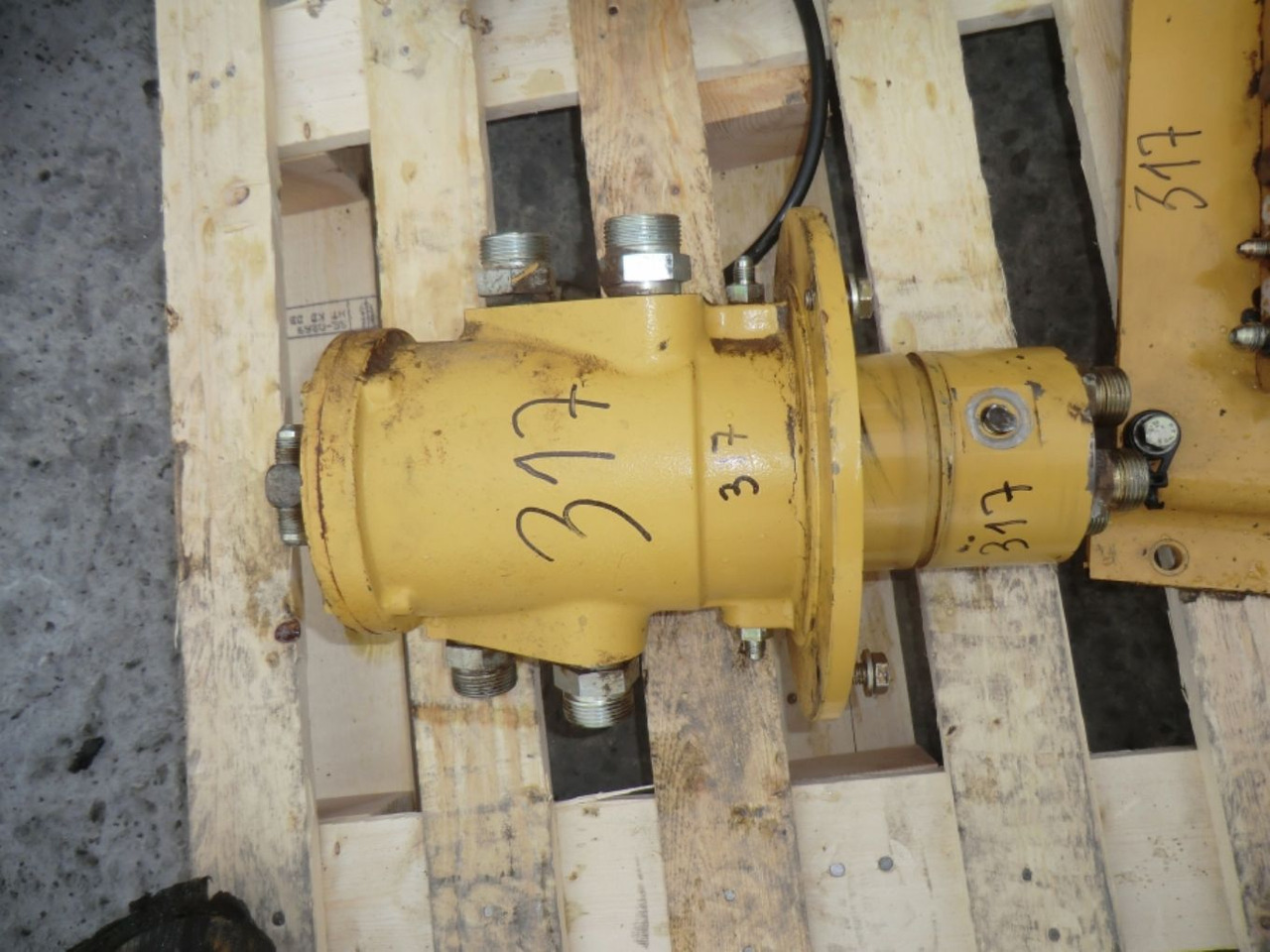 Caterpillar 317B LN Giunto rotante - Transmisija - Celtniecības tehnika: foto 2 Caterpillar 317B LN Giunto rotante - Transmisija - Celtniecības tehnika: foto 2