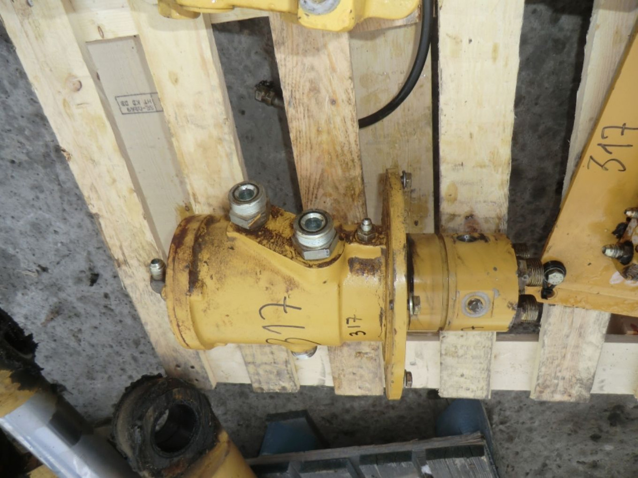 Caterpillar 317B LN Giunto rotante - Transmisija - Celtniecības tehnika: foto 1 Caterpillar 317B LN Giunto rotante - Transmisija - Celtniecības tehnika: foto 1