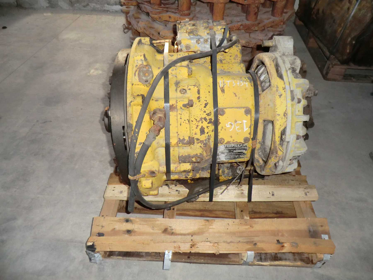 Caterpillar 631B CONVERTER - Transmisija - Celtniecības tehnika: foto 3 Caterpillar 631B CONVERTER - Transmisija - Celtniecības tehnika: foto 3