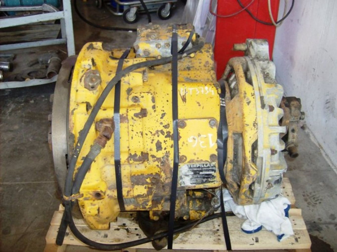 Caterpillar 631B CONVERTER - Transmisija - Celtniecības tehnika: foto 1 Caterpillar 631B CONVERTER - Transmisija - Celtniecības tehnika: foto 1