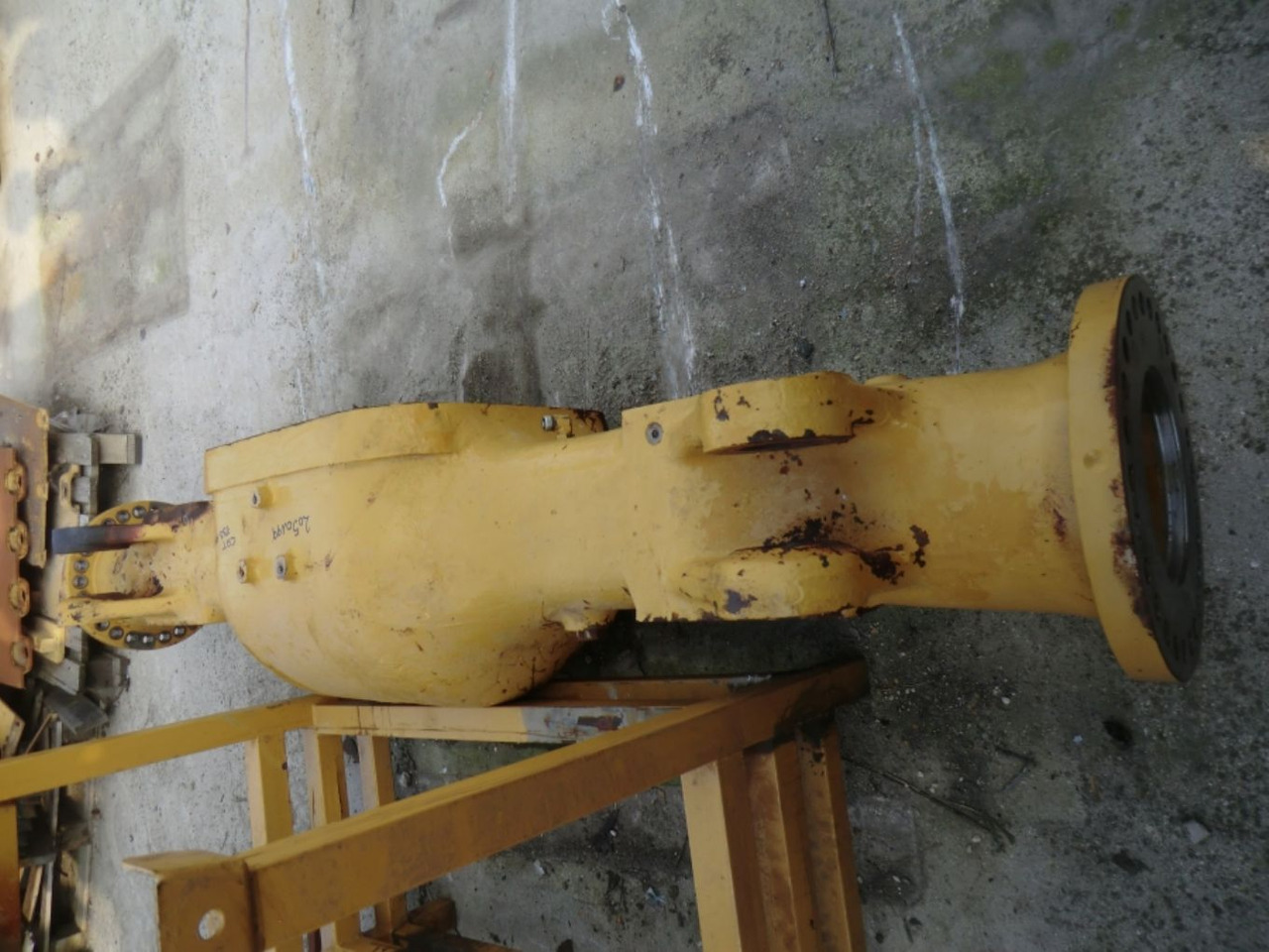 Caterpillar 735 ALLOGGIAMENTO ASSALE ANTERIORE - Transmisija - Celtniecības tehnika: foto 3 Caterpillar 735 ALLOGGIAMENTO ASSALE ANTERIORE - Transmisija - Celtniecības tehnika: foto 3