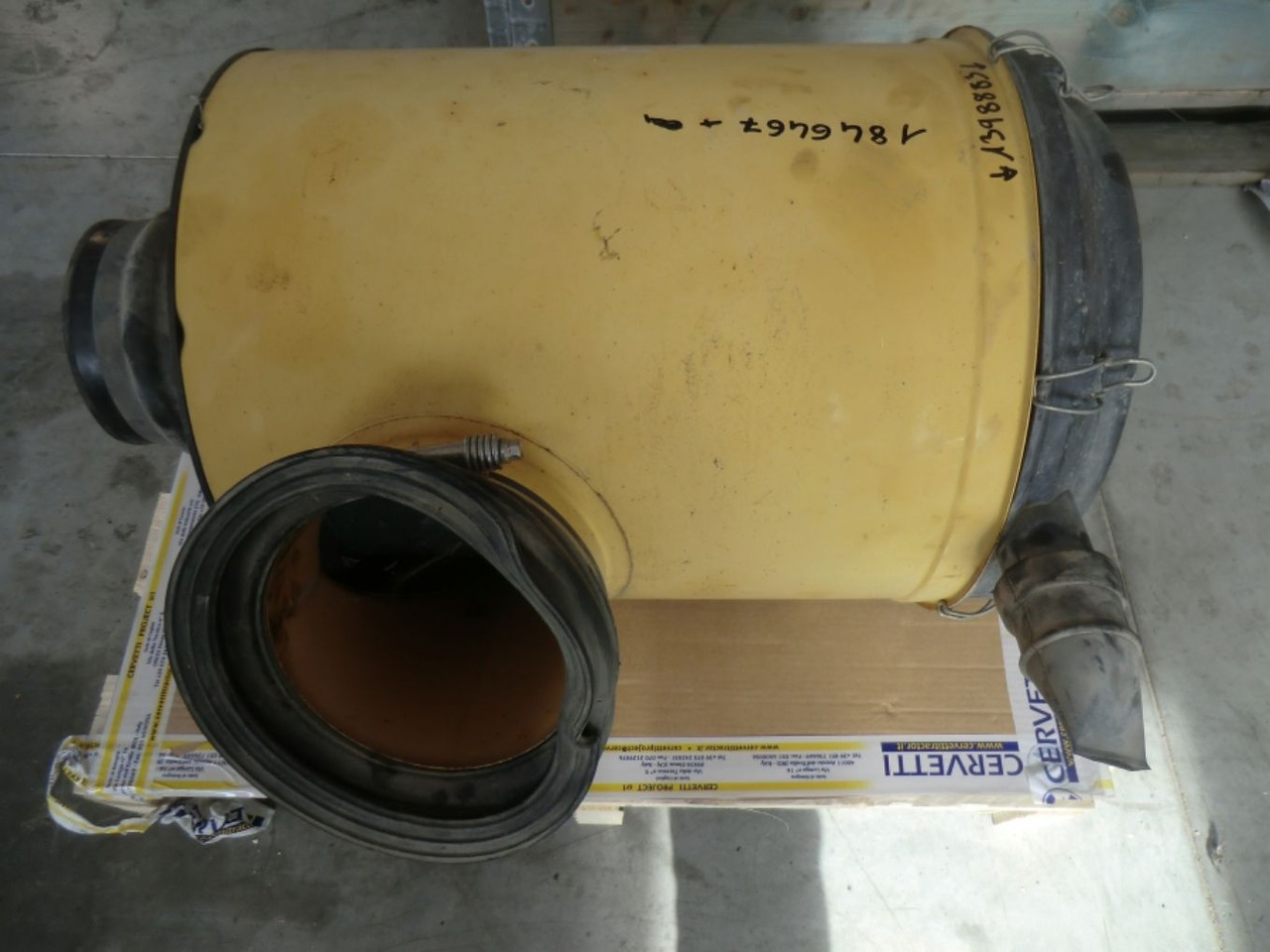 Caterpillar 735 Contenitore del filtro dell aria completo - Gaisa filtrs - Celtniecības tehnika: foto 3 Caterpillar 735 Contenitore del filtro dell aria completo - Gaisa filtrs - Celtniecības tehnika: foto 3