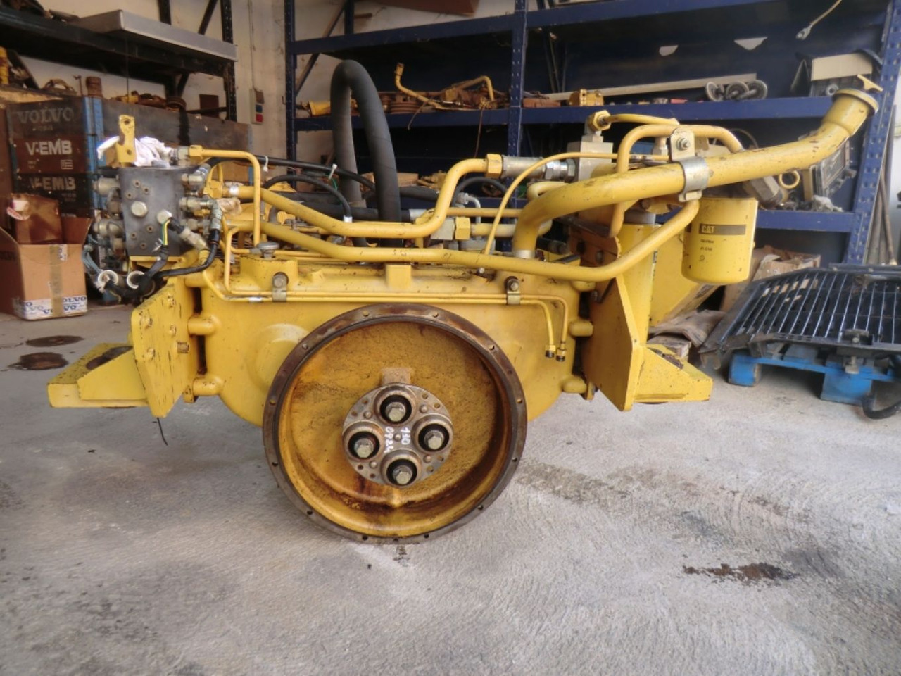 Caterpillar 963C DRIVE DI ACCOPPIAMENTO DELLE POMPE - Transmisija - Celtniecības tehnika: foto 2 Caterpillar 963C DRIVE DI ACCOPPIAMENTO DELLE POMPE - Transmisija - Celtniecības tehnika: foto 2