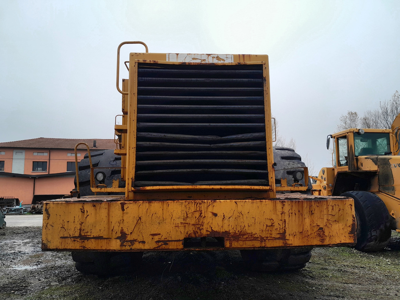 Caterpillar 992C Pala Gommata completa di cabina e benna. - Riteņu iekrāvējs: foto 5 Caterpillar 992C Pala Gommata completa di cabina e benna. - Riteņu iekrāvējs: foto 5