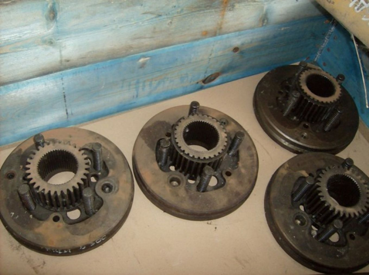 Caterpillar D300D GRUPPO FRENI - Transmisija - Celtniecības tehnika: foto 3 Caterpillar D300D GRUPPO FRENI - Transmisija - Celtniecības tehnika: foto 3