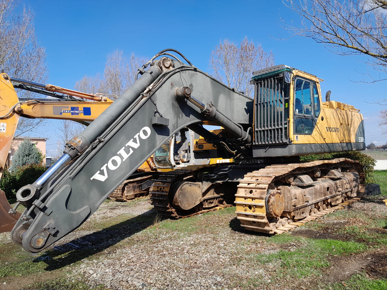 VOLVO EC700B LC - Kāpurķēžu ekskavators: foto 1 VOLVO EC700B LC - Kāpurķēžu ekskavators: foto 1