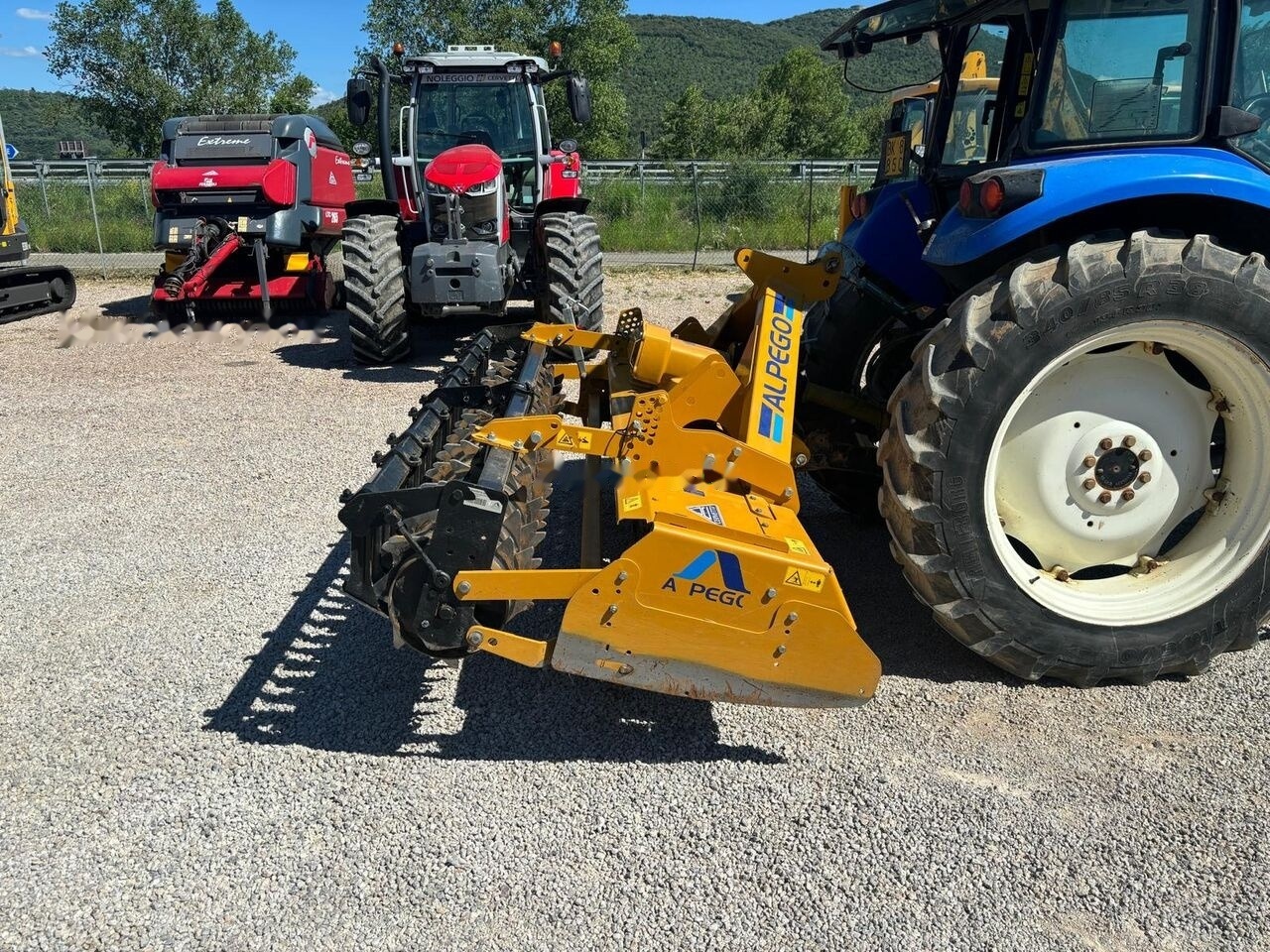 Alpego RM300 - Vertikālā augsnes frēze: foto 2 Alpego RM300 - Vertikālā augsnes frēze: foto 2