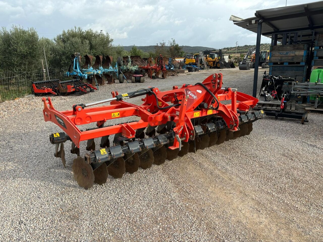 Kuhn OPTIMER +403R - Disku ecēša: foto 2 Kuhn OPTIMER +403R - Disku ecēša: foto 2