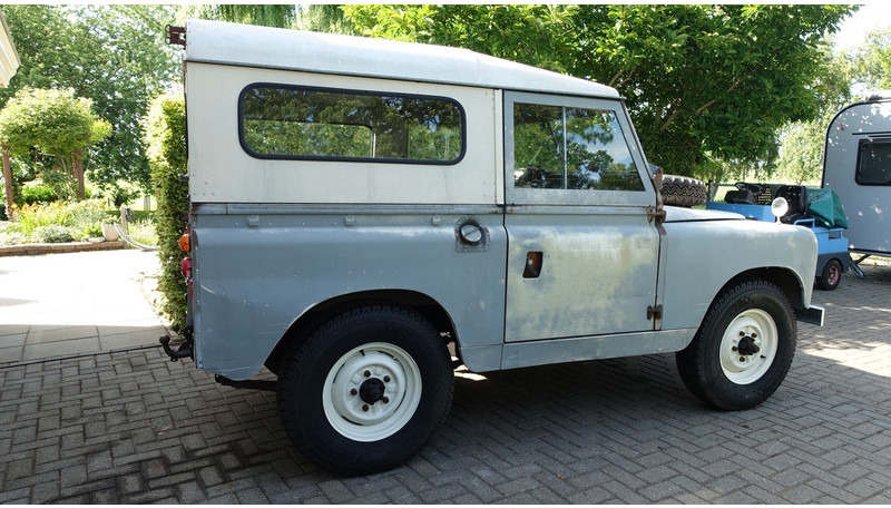 Land Rover 88 Serie II Benzine - Vieglā automašīna: foto 3 Land Rover 88 Serie II Benzine - Vieglā automašīna: foto 3