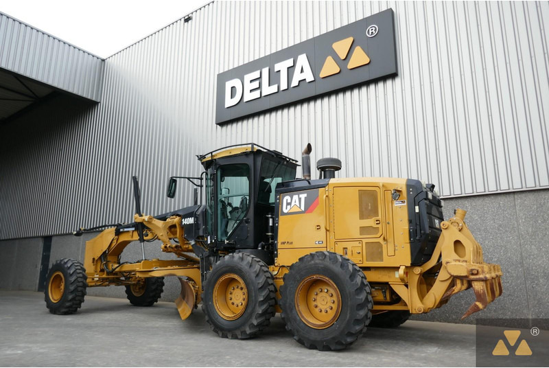 Greiders Caterpillar 140M2: foto 8 Greiders Caterpillar 140M2: foto 8