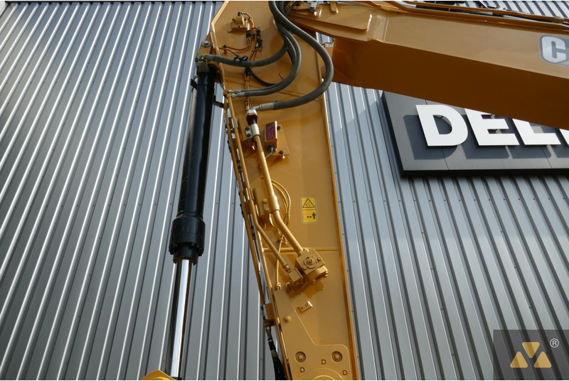 Kāpurķēžu ekskavators Caterpillar 320: foto 16