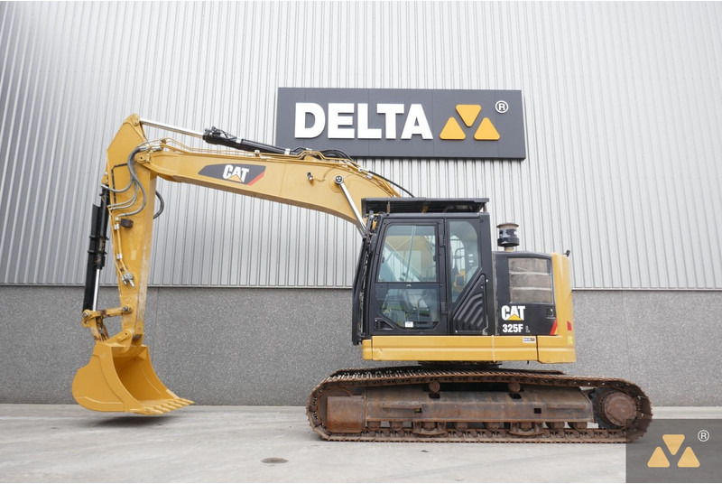 Caterpillar 325F LCR - Kāpurķēžu ekskavators: foto 1 Caterpillar 325F LCR - Kāpurķēžu ekskavators: foto 1