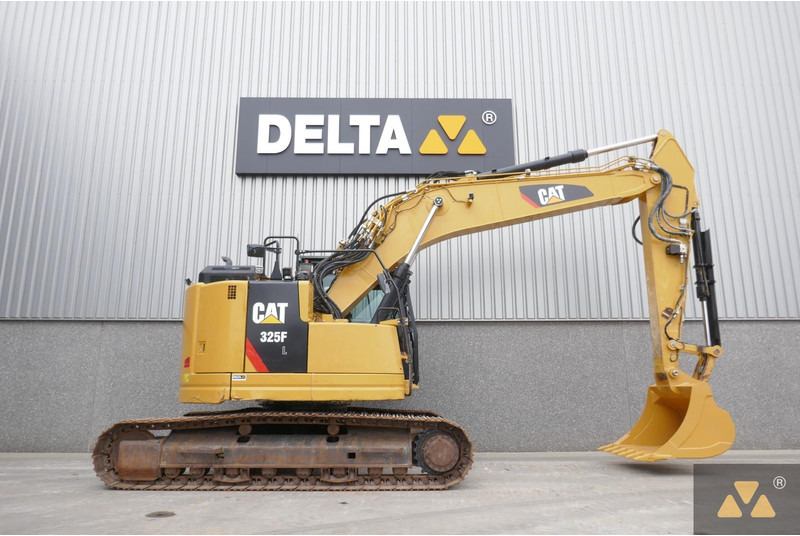 Caterpillar 325F LCR - Kāpurķēžu ekskavators: foto 2 Caterpillar 325F LCR - Kāpurķēžu ekskavators: foto 2