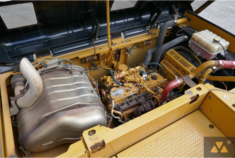 Kāpurķēžu ekskavators Caterpillar 330FL: foto 16