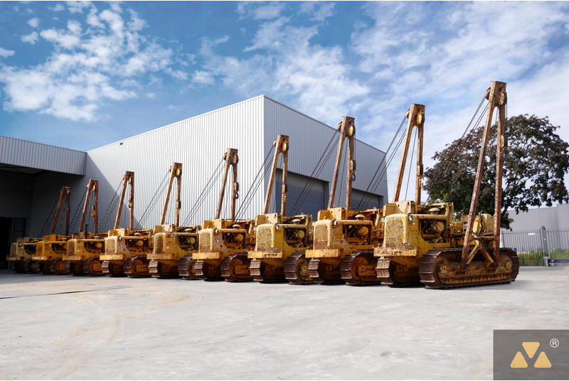 Caterpillar 572G - Cauruļu licējs: foto 1 Caterpillar 572G - Cauruļu licējs: foto 1