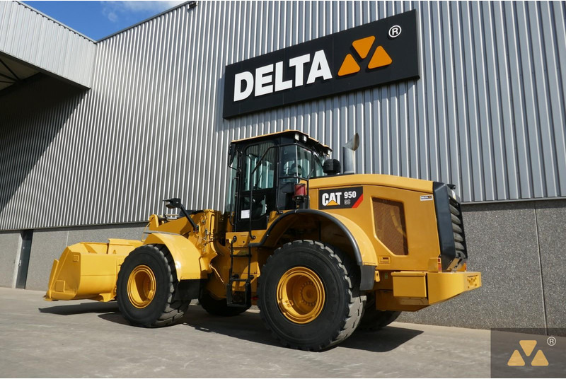 Caterpillar 950GC - Riteņu iekrāvējs: foto 4 Caterpillar 950GC - Riteņu iekrāvējs: foto 4