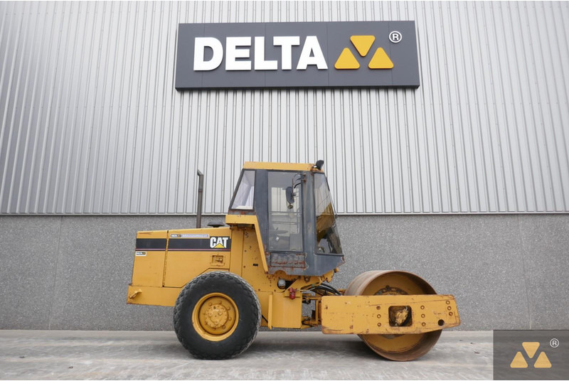 Caterpillar CS433C - Veltnis: foto 2 Caterpillar CS433C - Veltnis: foto 2