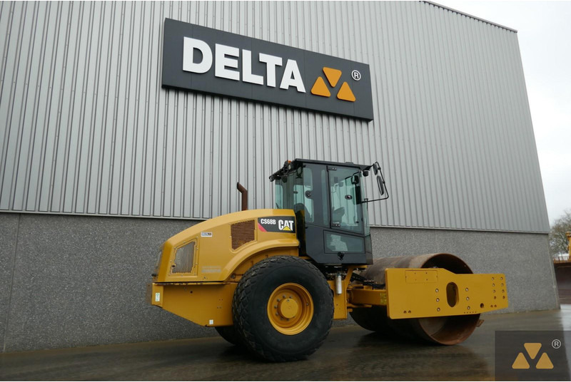 Caterpillar CS68B - Veltnis: foto 5 Caterpillar CS68B - Veltnis: foto 5