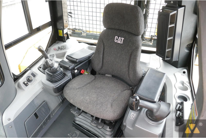 Buldozers Caterpillar D7E: foto 7 Buldozers Caterpillar D7E: foto 7