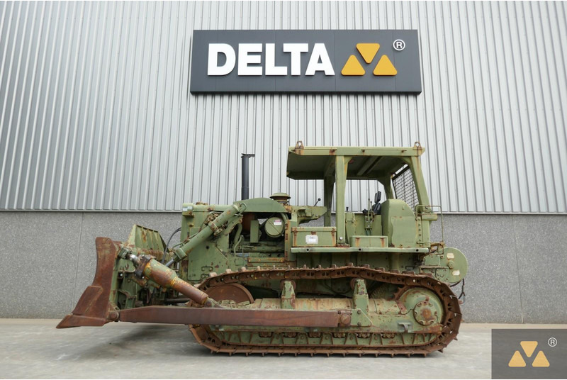 Caterpillar D7F Ex-army - Buldozers: foto 1 Caterpillar D7F Ex-army - Buldozers: foto 1