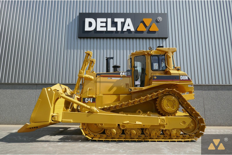 Caterpillar D8N - Buldozers: foto 1 Caterpillar D8N - Buldozers: foto 1