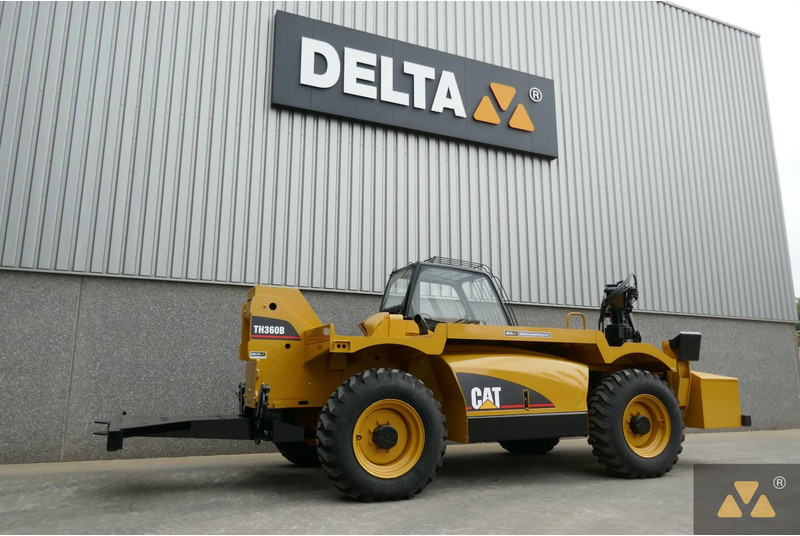 Caterpillar TH360B Welding Tractor - Celtniecības tehnika: foto 5 Caterpillar TH360B Welding Tractor - Celtniecības tehnika: foto 5