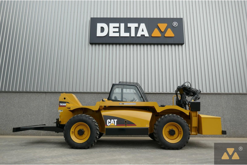 Caterpillar TH360B Welding Tractor - Celtniecības tehnika: foto 2 Caterpillar TH360B Welding Tractor - Celtniecības tehnika: foto 2