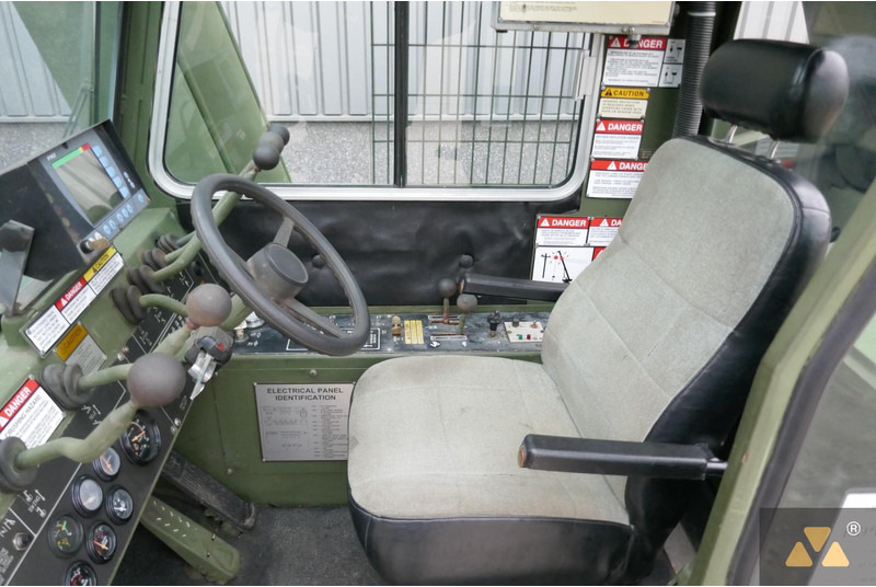 Celtnis nelīdzenām virsmām Grove RT875 Ex-army: foto 7