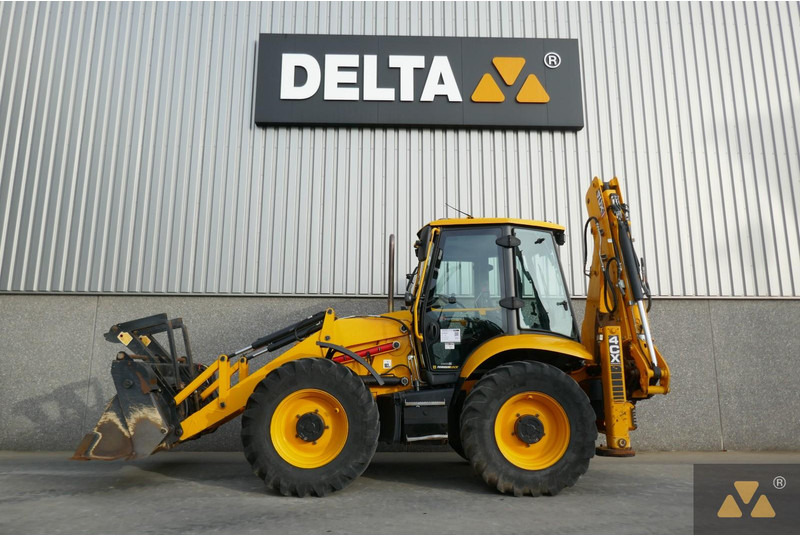 JCB 4CX PRO - Ekskavators-iekrāvējs: foto 1 JCB 4CX PRO - Ekskavators-iekrāvējs: foto 1