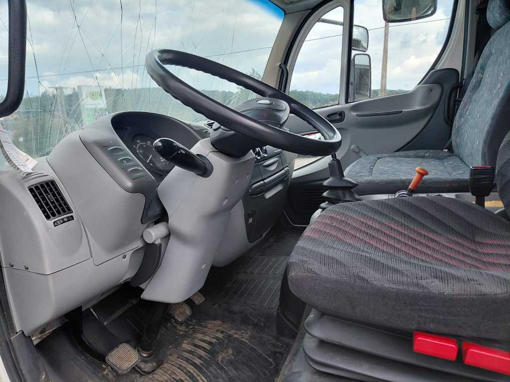 Avia D90, EURO 3, SIDES, HYDRAULIC FRONT - Kravas automašīna ar tentu: foto 3 Avia D90, EURO 3, SIDES, HYDRAULIC FRONT - Kravas automašīna ar tentu: foto 3