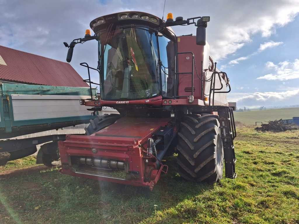 Case AF 8240 - Labības kombains: foto 1 Case AF 8240 - Labības kombains: foto 1