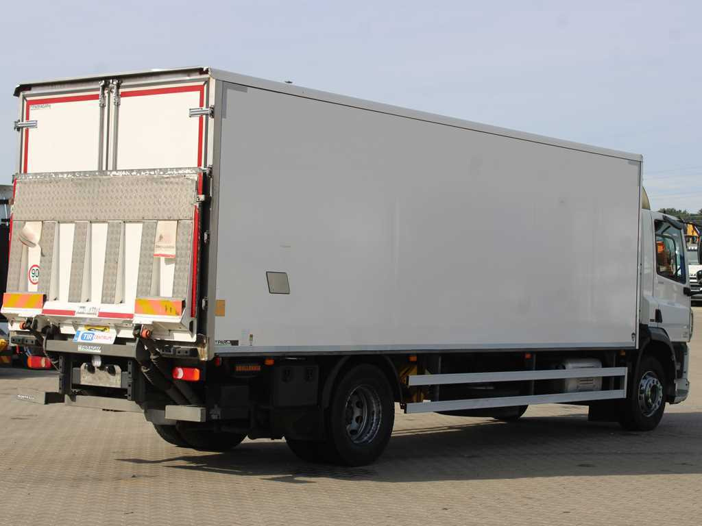 DAF CF 320, HYDRAULIC FRONT, EURO 6 - Kravas automašīna ar slēgto virsbūvi: foto 3 DAF CF 320, HYDRAULIC FRONT, EURO 6 - Kravas automašīna ar slēgto virsbūvi: foto 3
