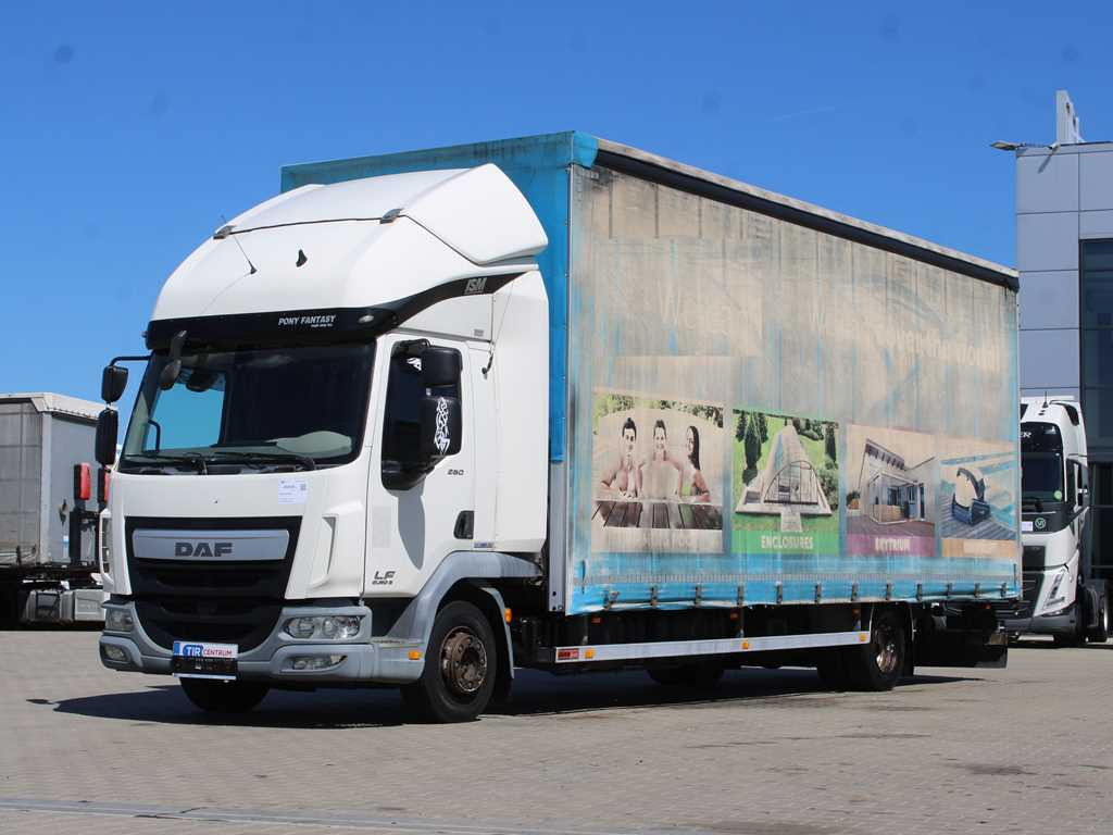 DAF LF 260, EURO 6 - Kravas automašīna ar tentu: foto 1 DAF LF 260, EURO 6 - Kravas automašīna ar tentu: foto 1
