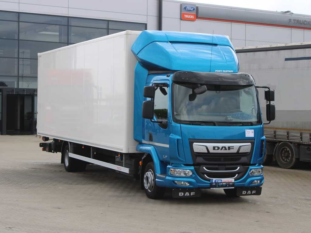DAF LF260 FA, EURO 6, TAIL LIFT, CAMERA - Kravas automašīna ar slēgto virsbūvi: foto 2 DAF LF260 FA, EURO 6, TAIL LIFT, CAMERA - Kravas automašīna ar slēgto virsbūvi: foto 2