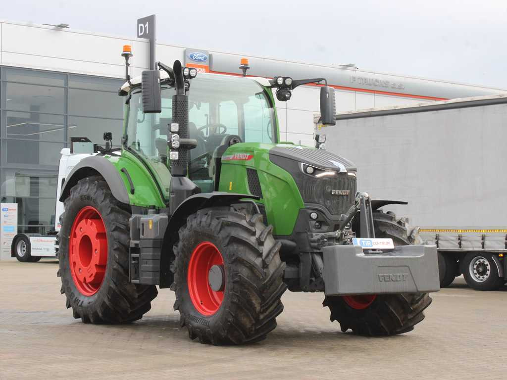 Fendt 724 G7, NAVIGATION - Traktors: foto 4 Fendt 724 G7, NAVIGATION - Traktors: foto 4