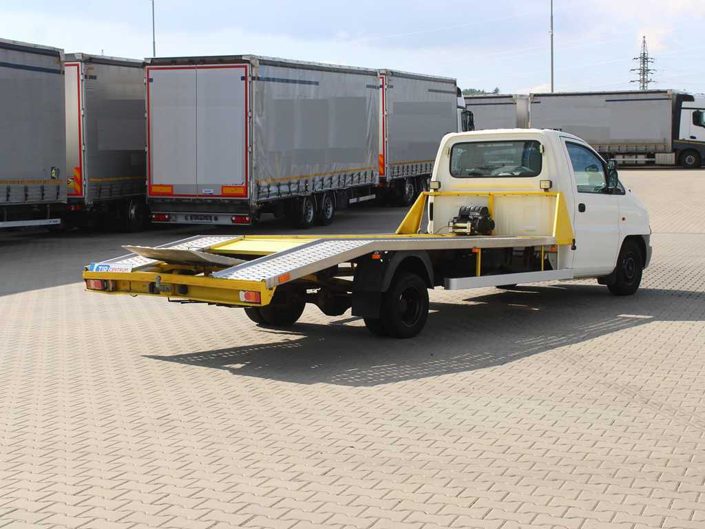 Hyundai H1 TRUCK, EURO 3, DRIVEWAYS, WINCH, TIRES 90% - Auto evakuators: foto 4 Hyundai H1 TRUCK, EURO 3, DRIVEWAYS, WINCH, TIRES 90% - Auto evakuators: foto 4