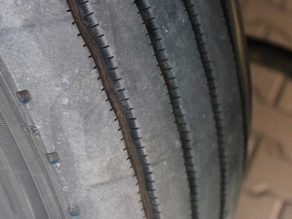 Kravas automašīna refrižerators Iveco EUROCARGO 120E25, EURO 5, THERMO-KING T-600R: foto 19 Kravas automašīna refrižerators Iveco EUROCARGO 120E25, EURO 5, THERMO-KING T-600R: foto 19