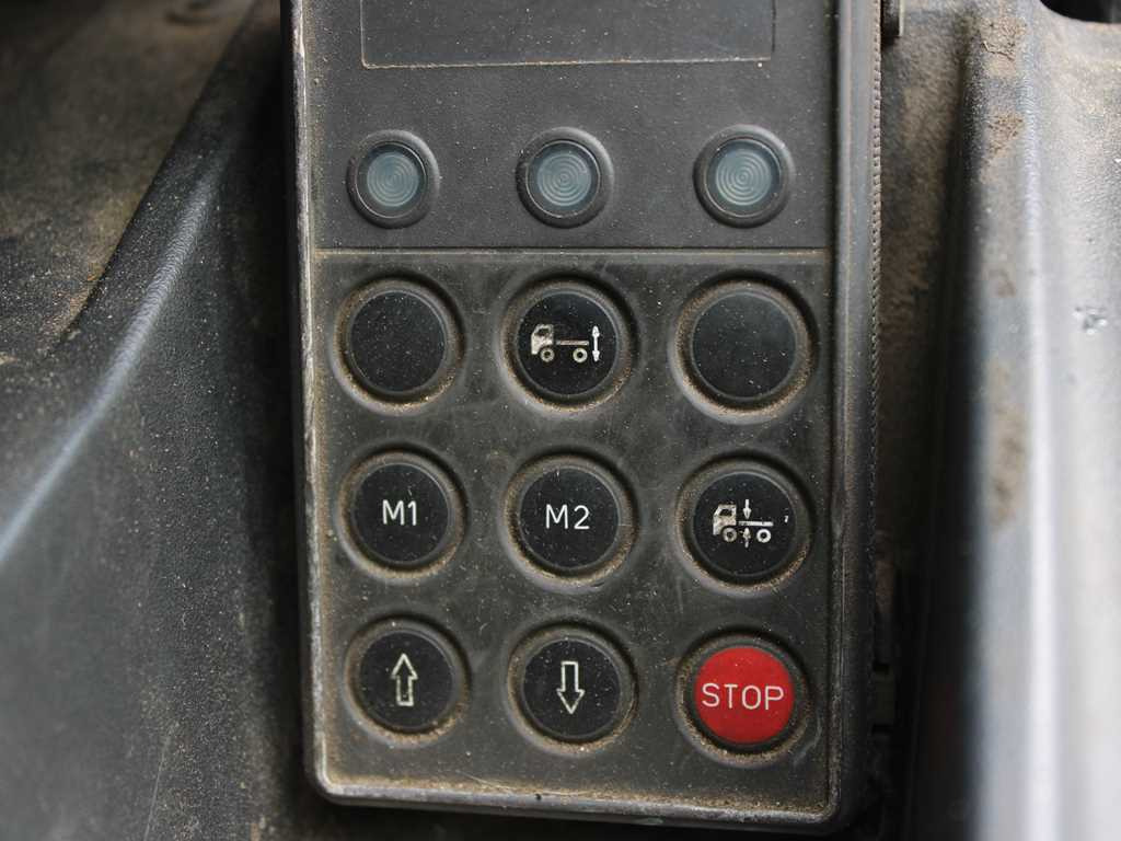 Kravas automašīna ar tentu Iveco EUROCARGO 120EL22, EURO 5: foto 7