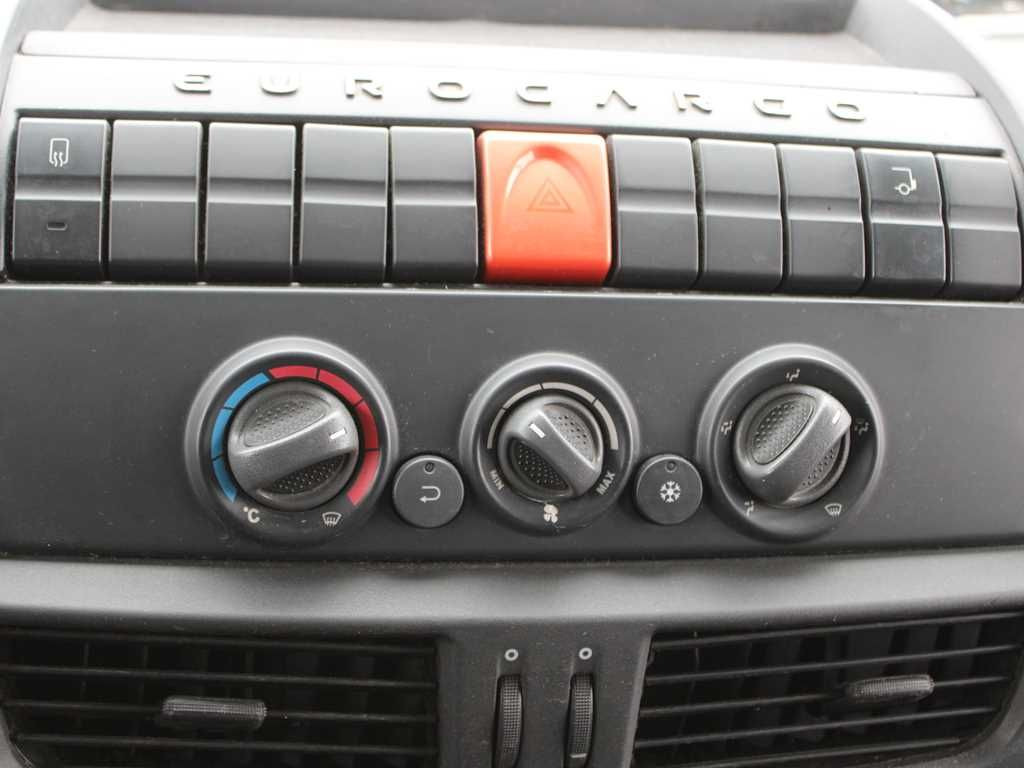 Komercauto refrižerators Iveco EUROCARGO 75E19, THERMO KING C - 450e, TAIL LIFT: foto 13