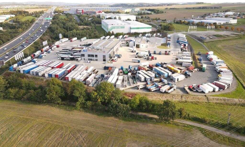 Krone SD, SAF, LOWDECK, MULTILOCK, LIFTING AXLE, LIFTING ROOF - Tenta puspiekabe: foto 2 Krone SD, SAF, LOWDECK, MULTILOCK, LIFTING AXLE, LIFTING ROOF - Tenta puspiekabe: foto 2