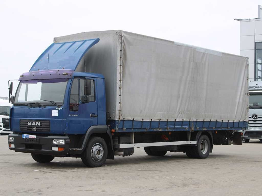 MAN LE 12.220, EURO 6, TAIL LIFT, PNEU 80% - Kravas automašīna ar tentu: foto 1 MAN LE 12.220, EURO 6, TAIL LIFT, PNEU 80% - Kravas automašīna ar tentu: foto 1